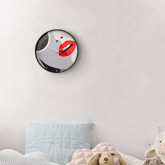 Girlish G12 Wall Clock